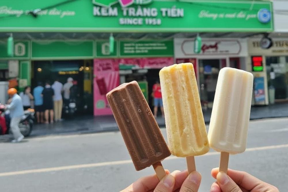 Đừng bỏ lỡ những đặc sản hấp dẫn quanh Hồ Hoàn Kiếm